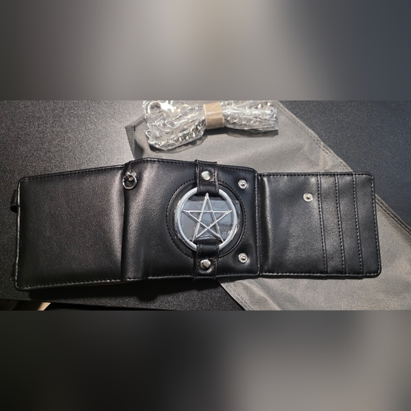 Killstar Wallet - Picture 6 of 9